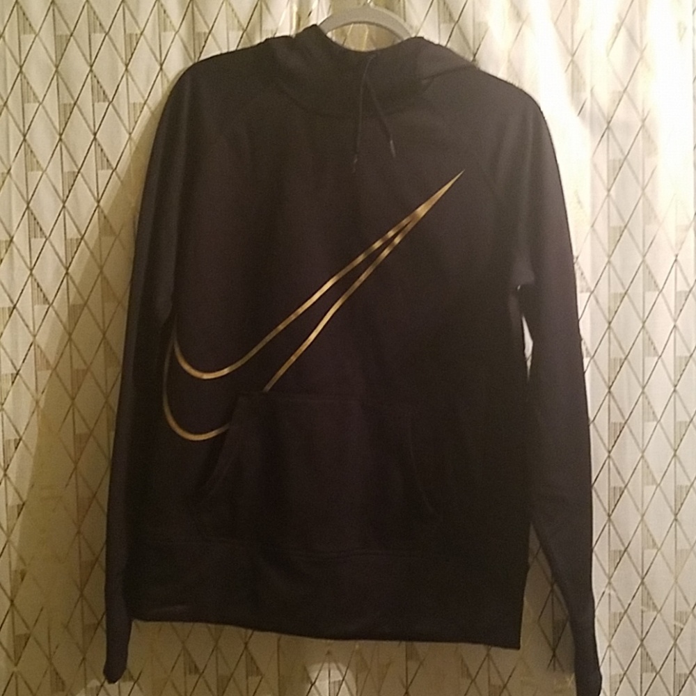 Nike sweatshirt